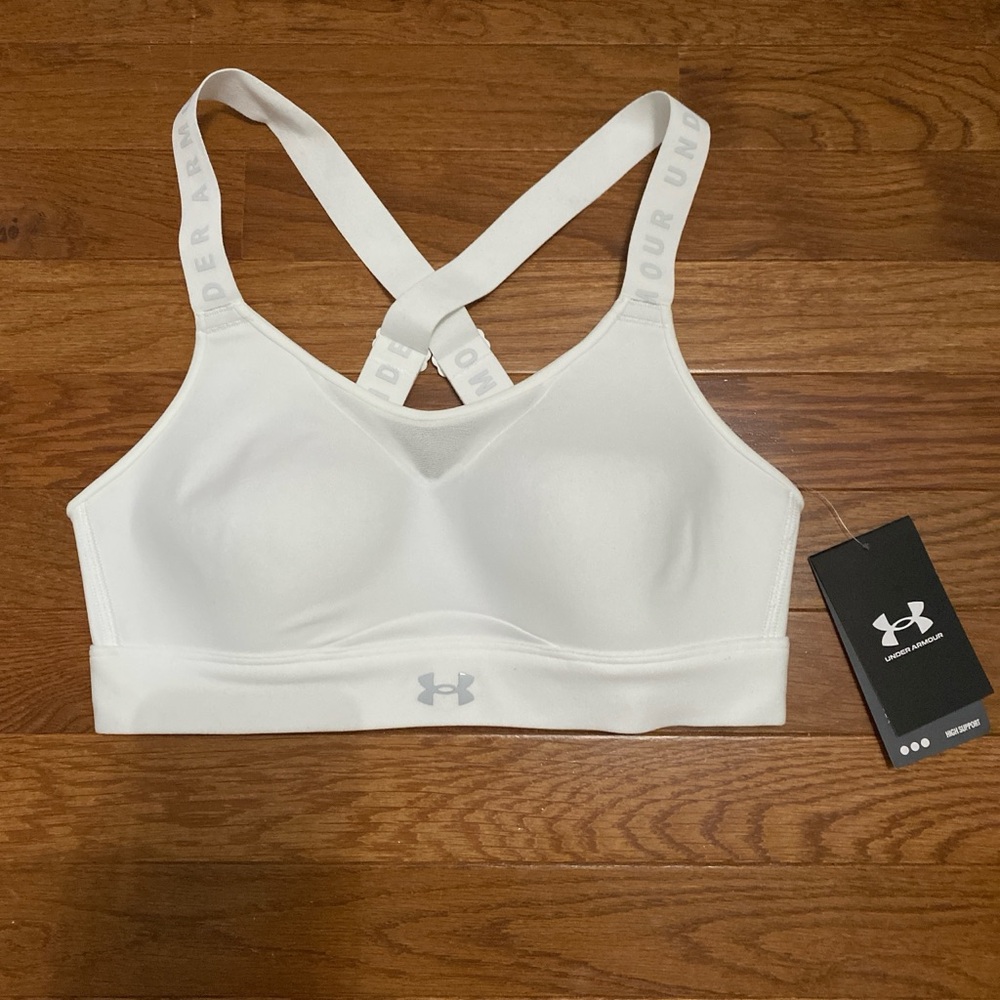 Under armour padded white adjustable sports bra